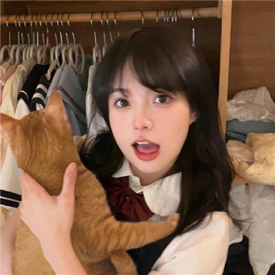 黄阿丽:小眼镜蛇